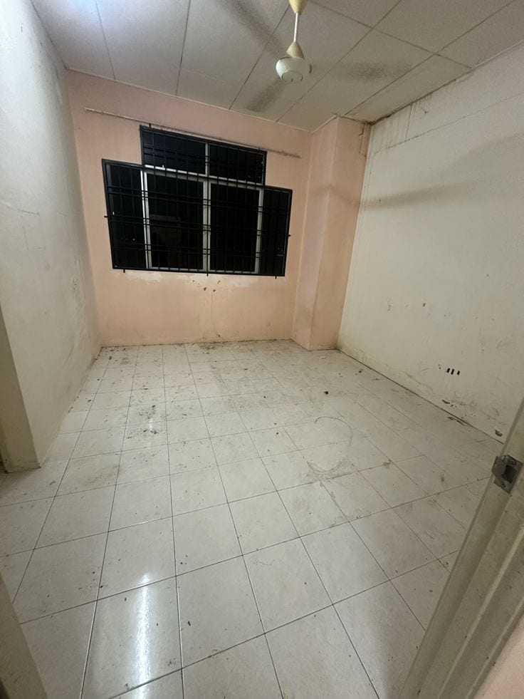 Fully Furnished Studio Apartment For Sale Bahria town lahore — 1 / 1