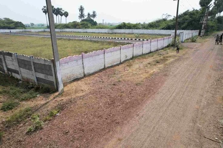 Affordable Residential Plot For sale In Wapda Town Phase 1 - Block E — 1 / 1