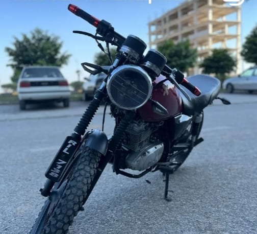 Suzuki GS 150 Custom Cafe Racer For Sale | 2013 Model | Rawalpindi Registered | Modified | Demand 1,90,000 — 1 / 1