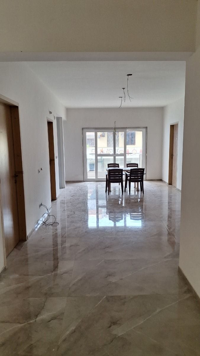 CHANCE DEAL Luxury Moderate Sea Facing Apartment for Sale | The Views — 1 / 1