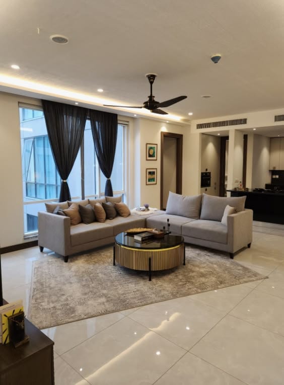 Luxury 12 Marla Penthouse For Sale Business District — 1 / 1