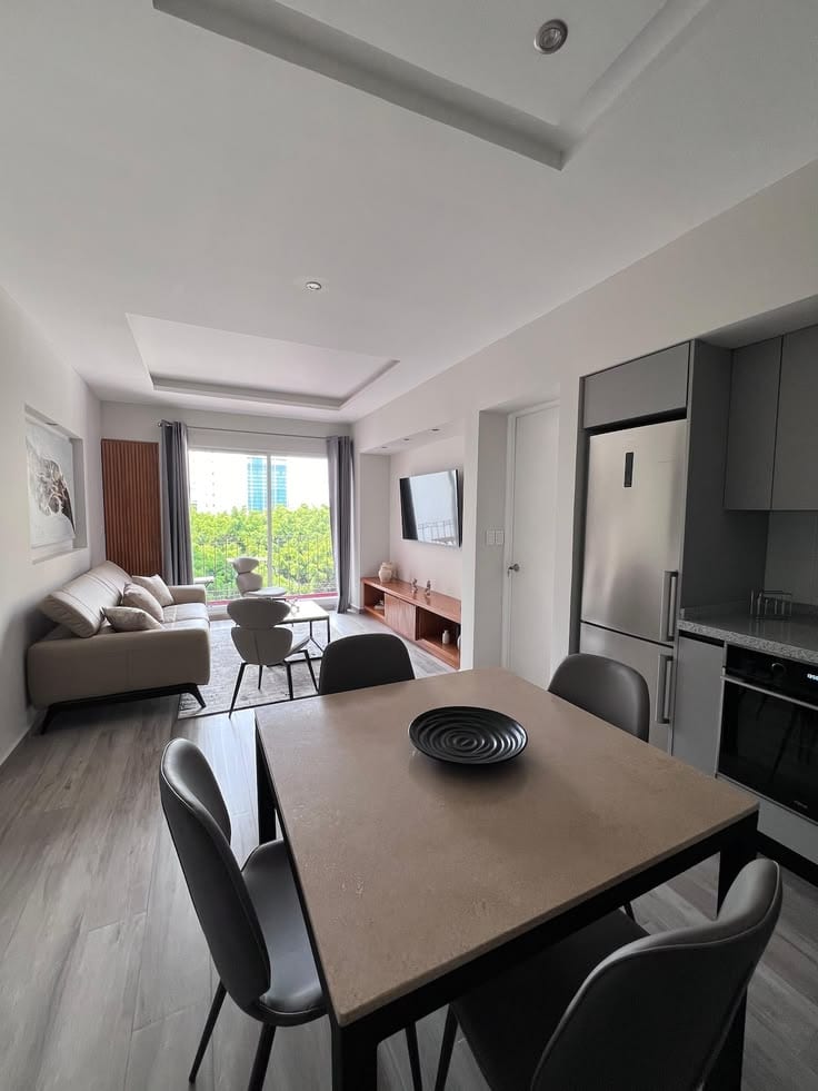 3 Bed Drawing Dining West Open Flat — 1 / 1