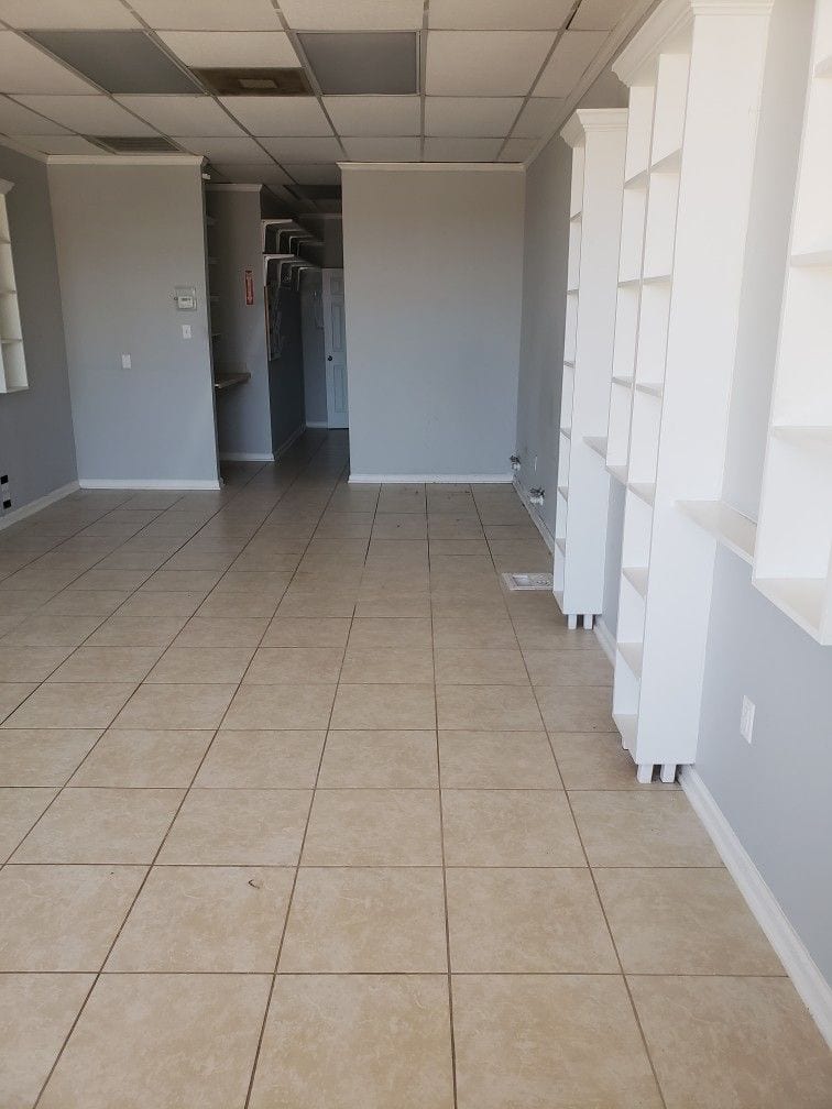 Shop available for rent — 1 / 1