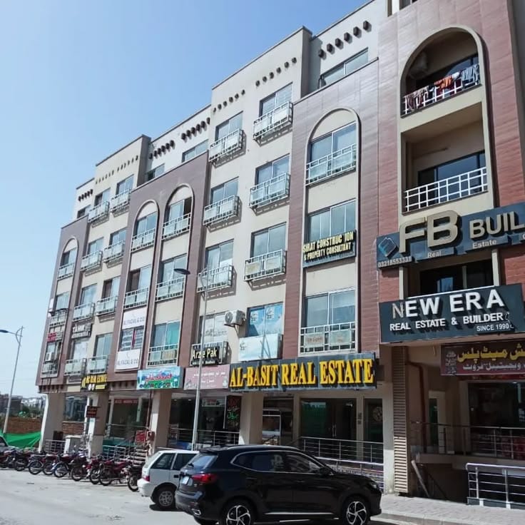 2 BED FLAT FOR SALE — 1 / 1