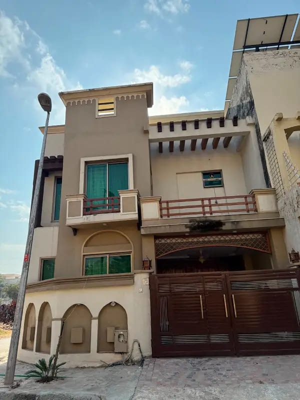 5 Marla Corner House With Basement For Sale In Bahira — 1 / 1