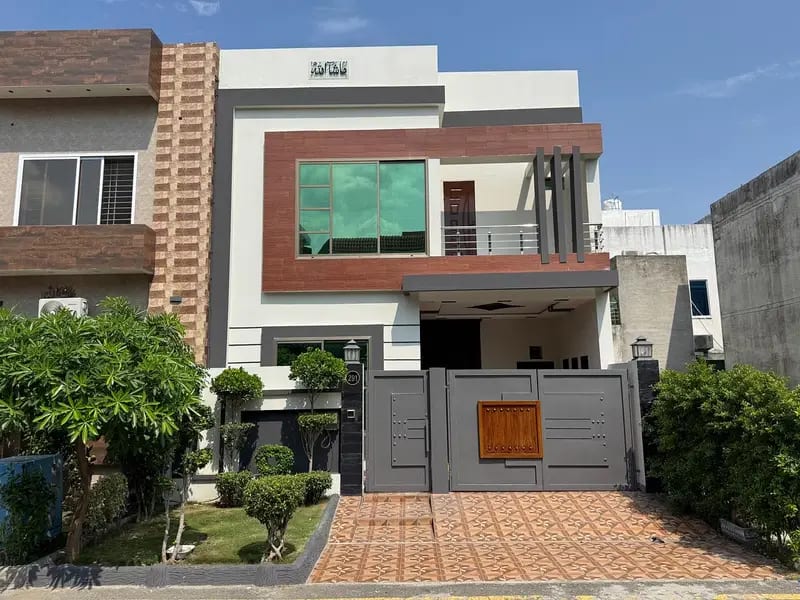2.10 Crore B-Extension 5 Marla House For Sale — 1 / 1