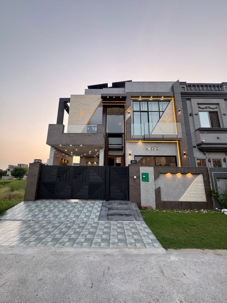 Islamabads Iconic Luxury Residence F-6/3 Islamabad — 1 / 1