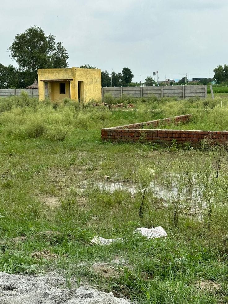 The Beautiful Prime Location Residential Plot In Wapda Town Phase 1 - Block E At Affordable Price Of Pkr Rs. 7700000 — 1 / 1