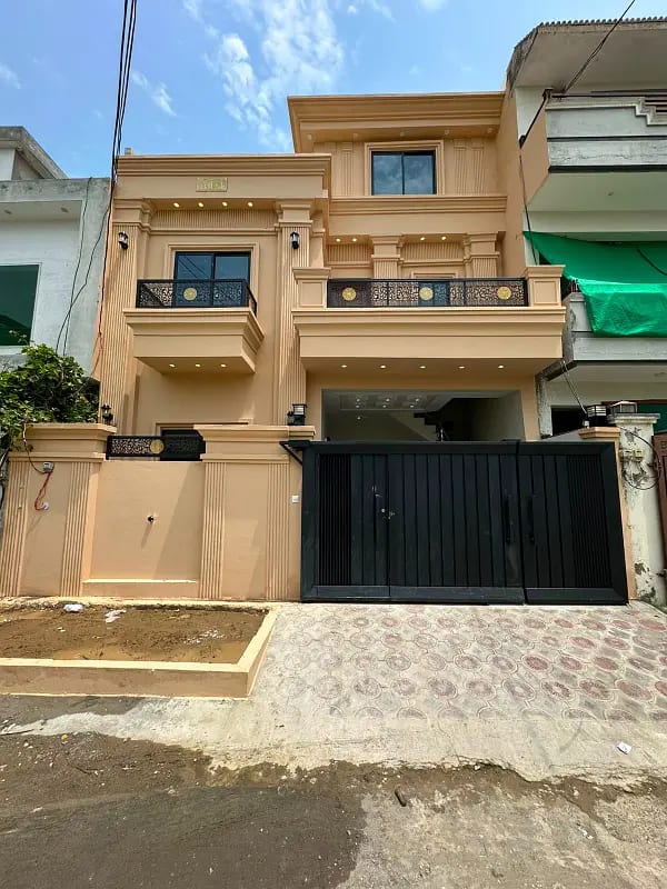 1.85 Crore 5 Marla Brand New Double Storey House For Sale Block i Street No 4 New City phase 2 Wah. — 1 / 1
