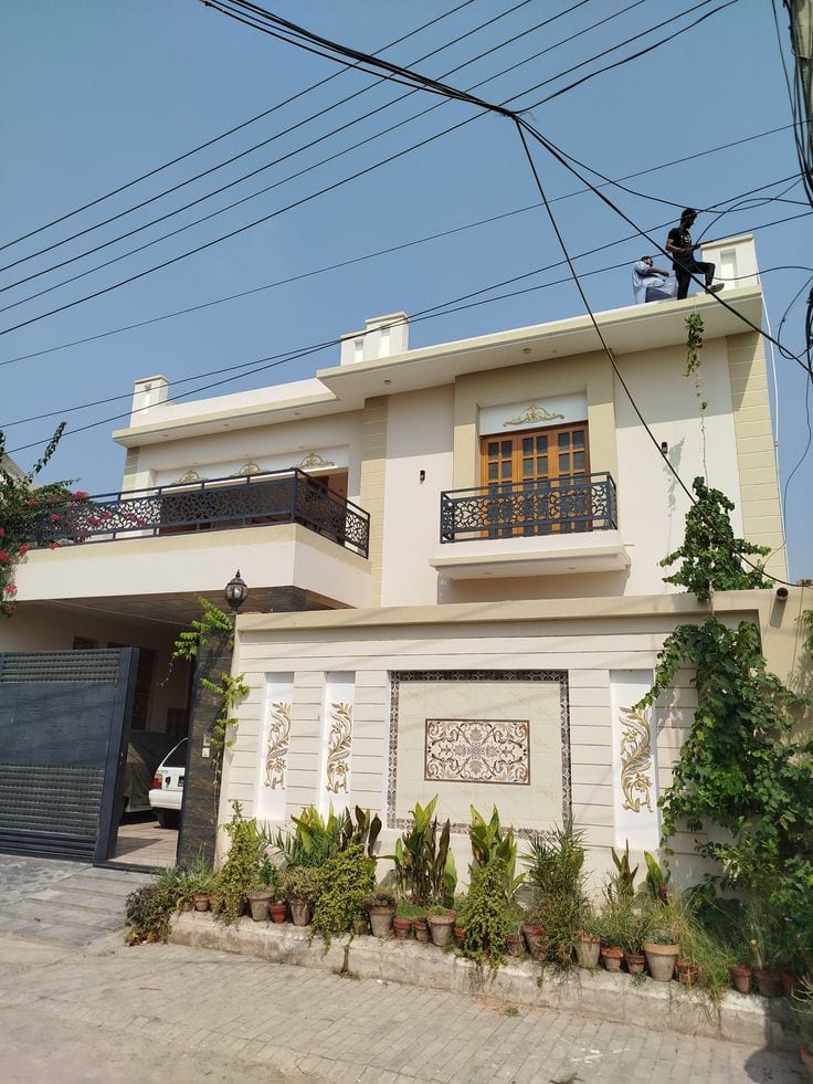 House Available For Sale In Islamabad — 1 / 1