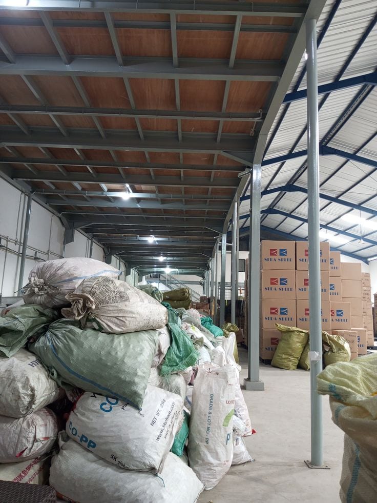 Buying A Warehouse In Karachi? — 1 / 1