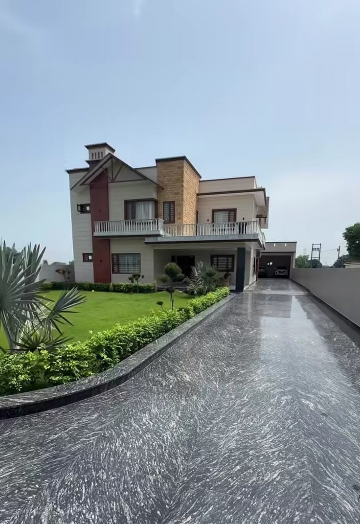 Most Luxurious House In F-6/3 — 1 / 1