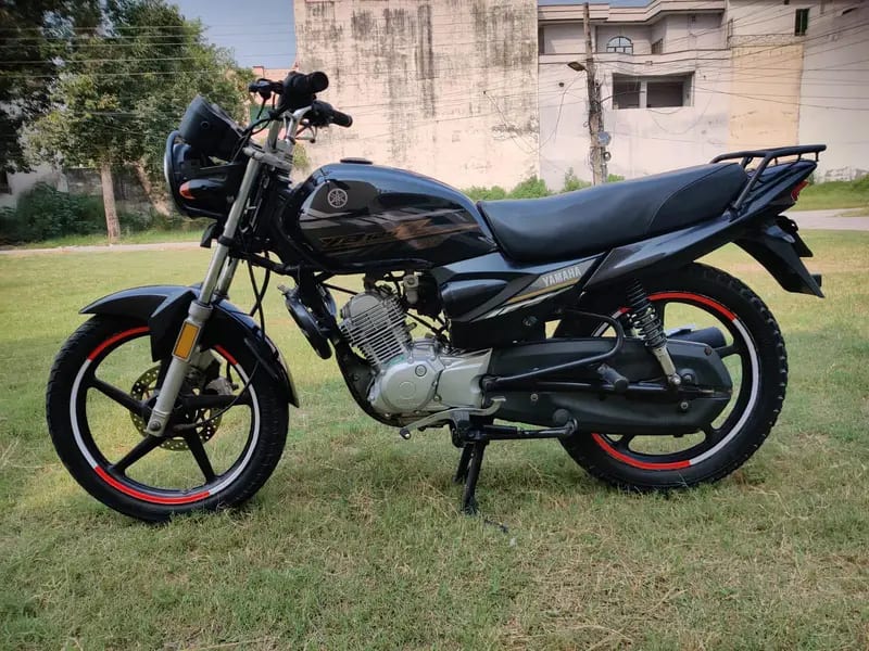 2.45 Lac Yamaha YBZ-DX Lush Condition 2020 Model — 1 / 1