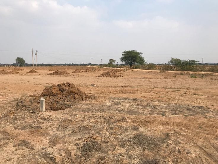 10 Marla Corner Plot Available for Sale — 1 / 1