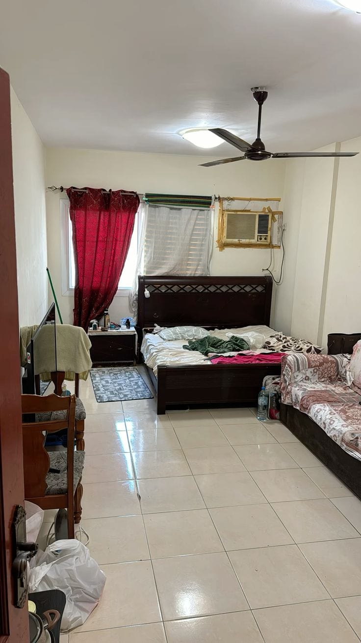 One Bed Apartment Available For Sale — 1 / 1