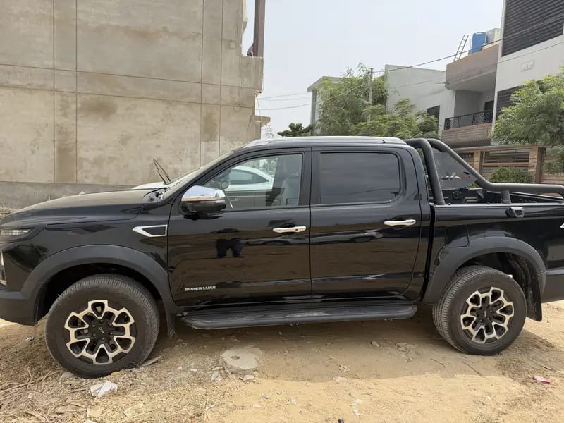 AC T9 2025 | Bumper to Bumper Original | 0/10 | Low Mileage — 1 / 1