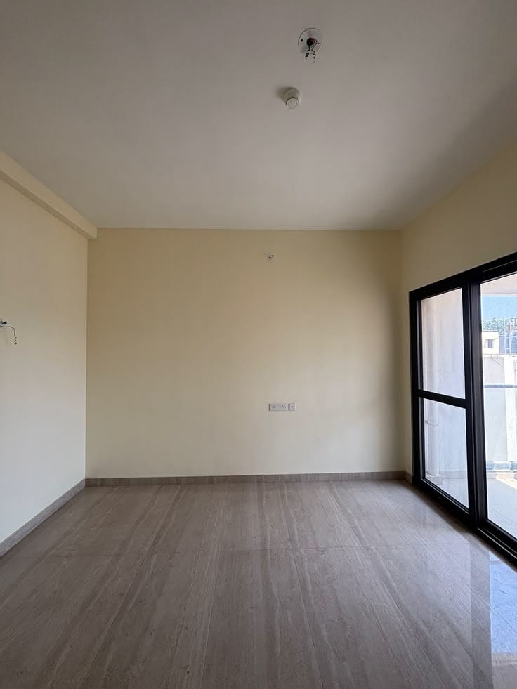 Apartment on Easy Installments Near Bahria Town | Book Your Unit Today — 1 / 1