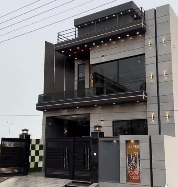 1 Kanal House With Swimming Pool And Basement — 1 / 1