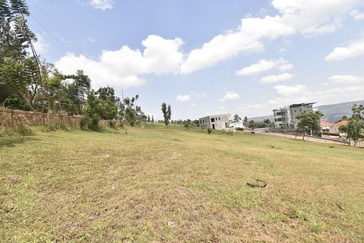 Corner Residential Plot Of 10 Marla Is Available In Contemporary Neighborhood Of DHA Defence — 1 / 1