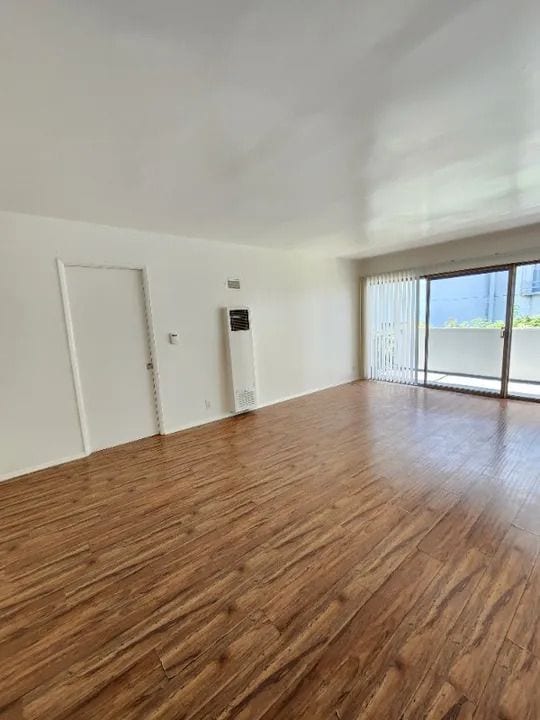 Prime Location Flat Spread Over 845 Square Feet In Scheme 33 Available — 1 / 1