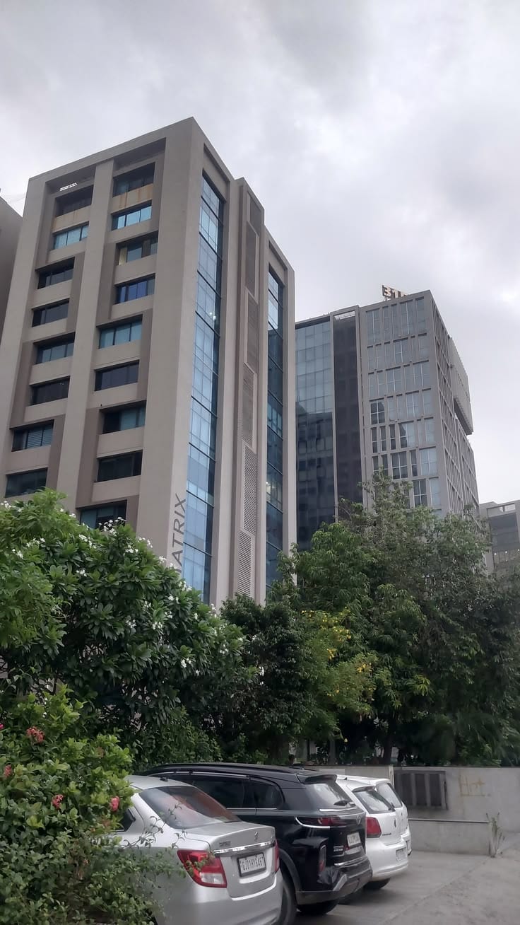 Property Links Offers A Triple 5 Storey Commercial For Sale — 1 / 1