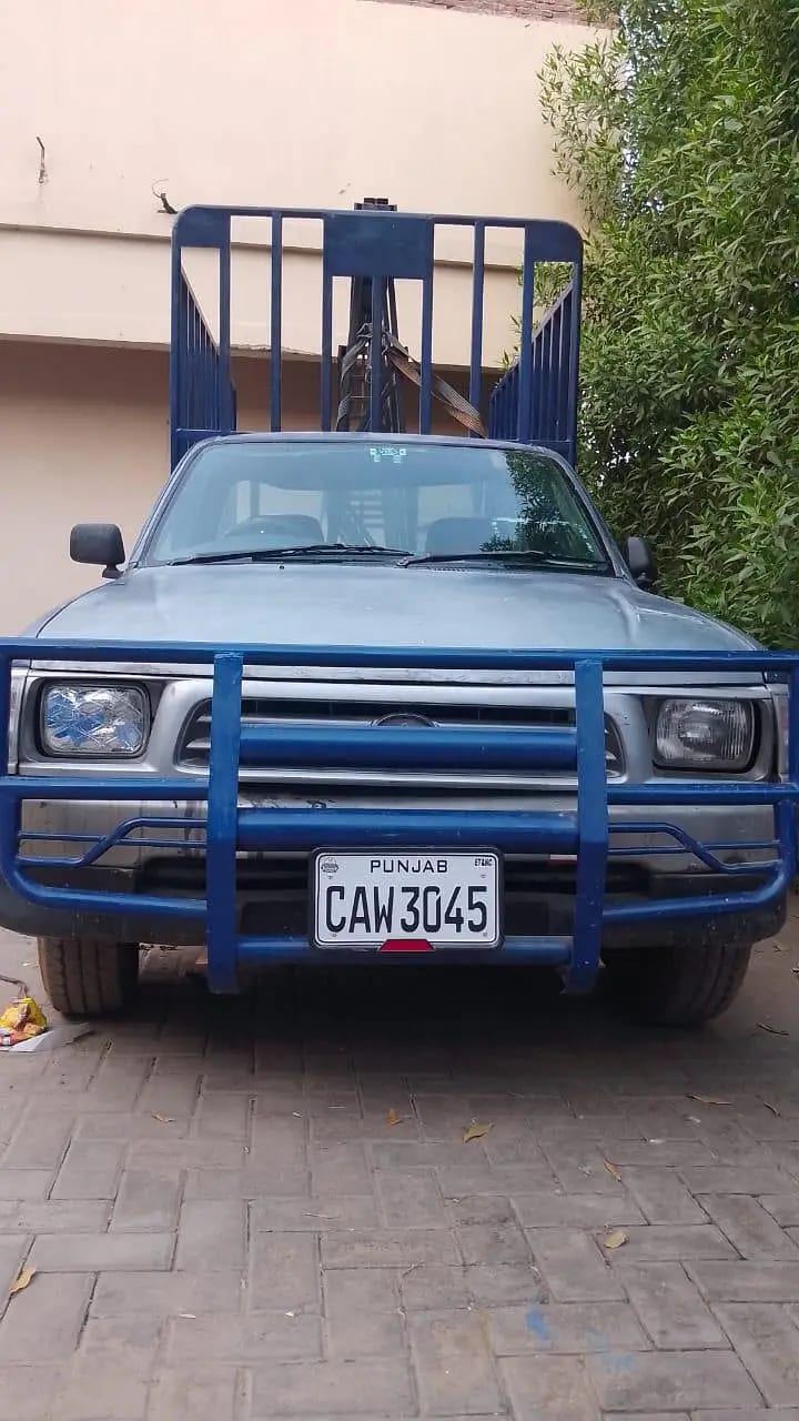 Toyota Hilux — Genuine & Well-Maintained — 1 / 1