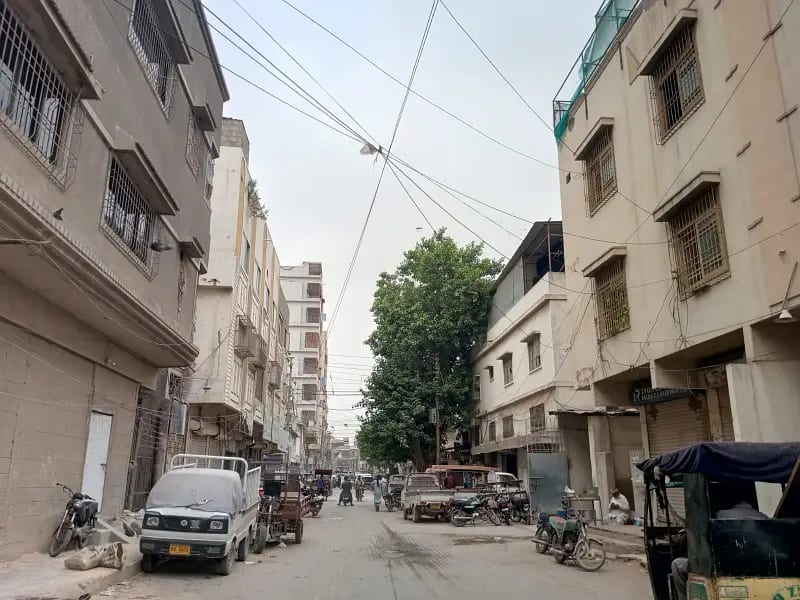 17 Crore Commercial Property For Sale In FB Area Block 14 Karachi | Prime Investment Opportunity — 1 / 1