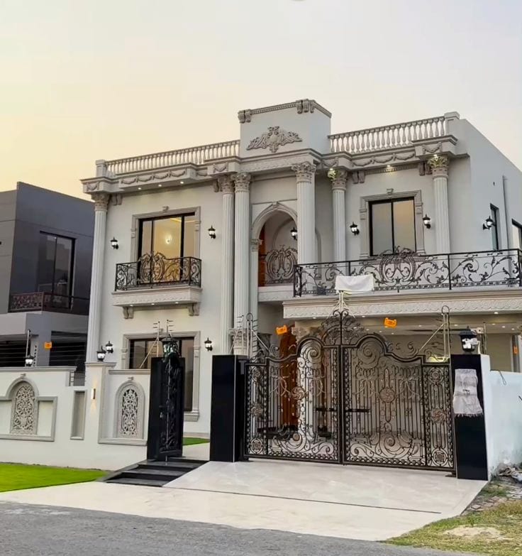 Stunning House Is Available For sale In DHA Phase 8 — 1 / 1