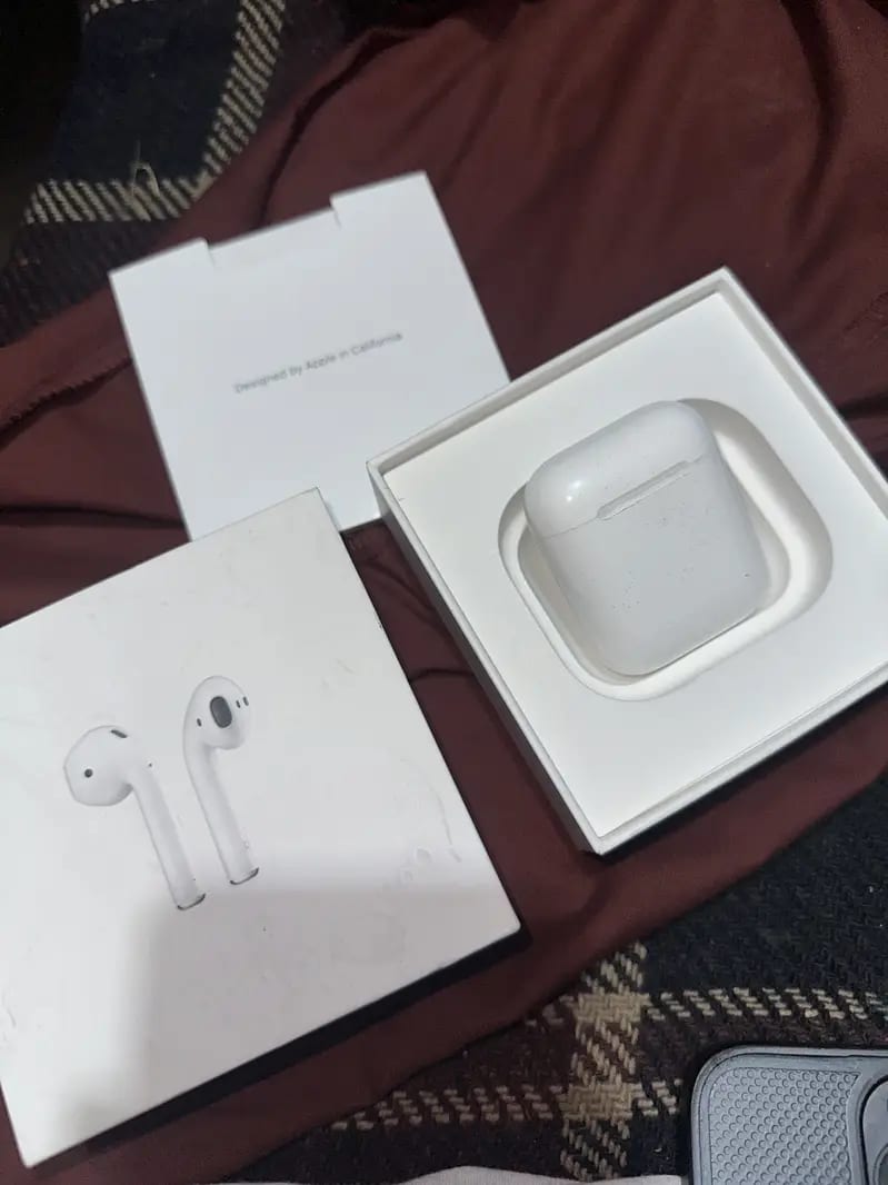 Apple airpods 2nd generation — 1 / 1