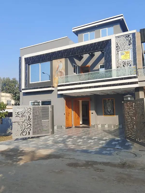 2.70 Crore 10 Marla Spanish Brand New Double Storey House Urgent For Sale Prime Location Al Jalil Garden — 1 / 1