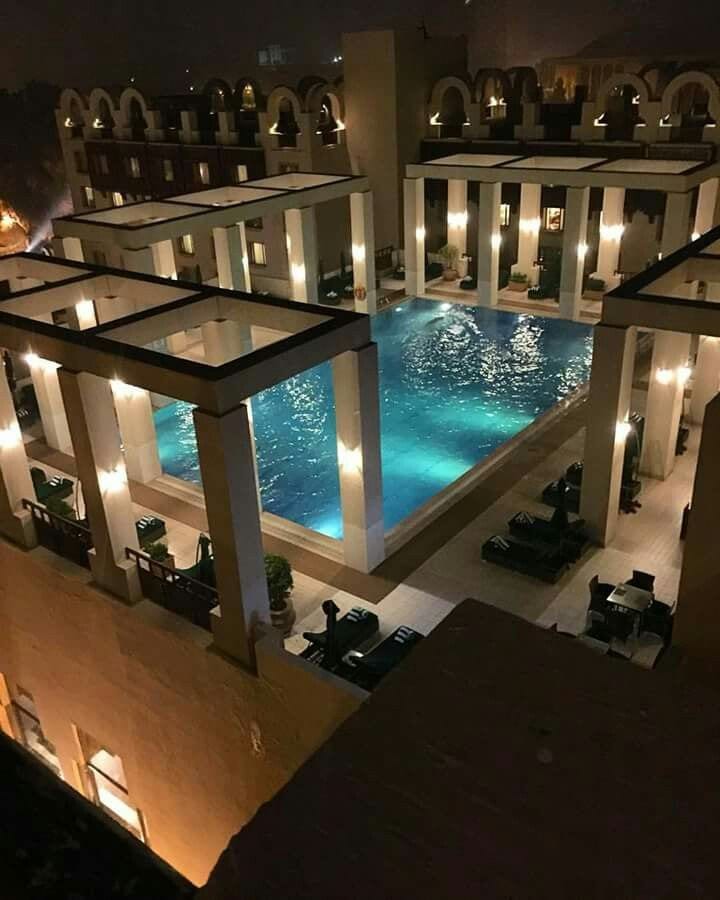Boutique Hotel Floor Available for Rent in Bahria Town Phase 7 — 1 / 1