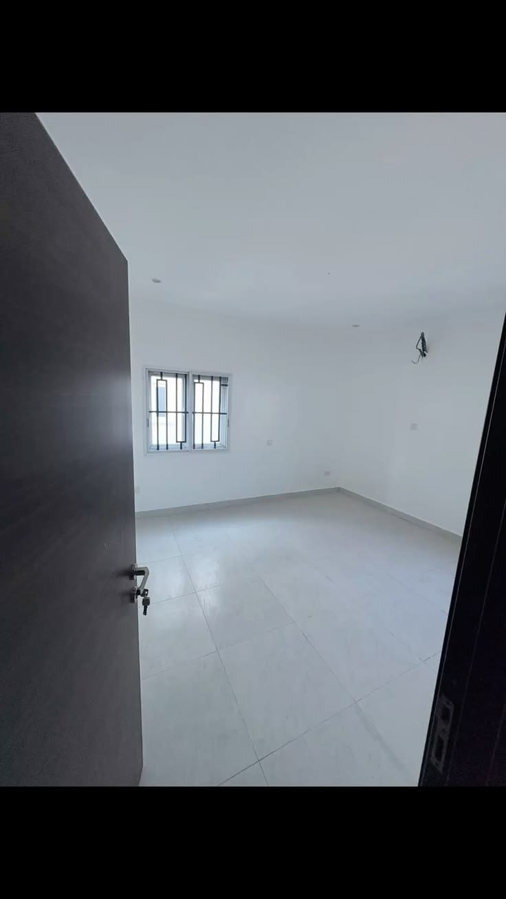 Bahria Town Phase 8.2 Bed Apartment For Sale. Ideal Location — 1 / 1