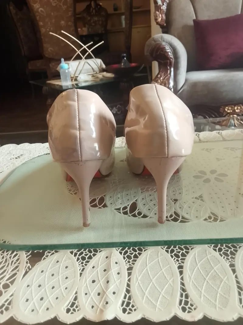 Used Shoes – Achhi Condition | Size 39 | Rs. 1800 — 1 / 1
