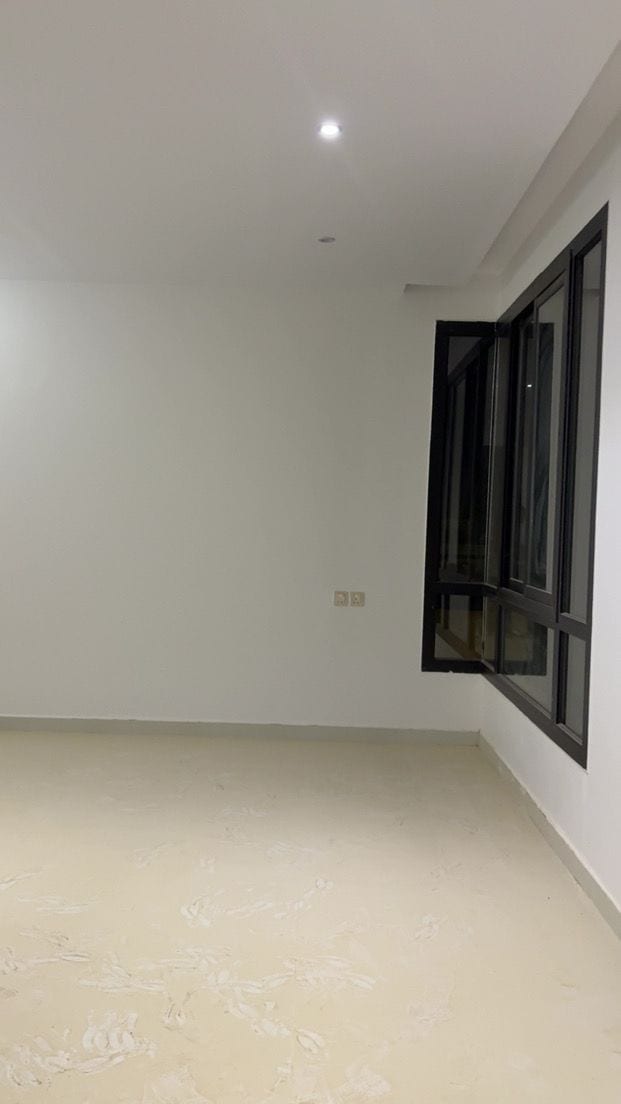 2 Bedroom Apartment For Sale In Bahria Town Prime Location — 1 / 1