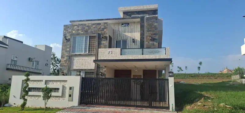 5.80 Crore 13 Marla Brand New House For Sale In Sector B, DHA Phase-3 Rawalpindi — 1 / 1