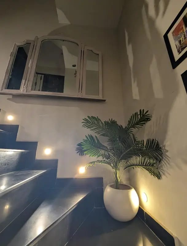 4.70 Crore 10 Marla Pine Avenue Facing Used House For Sale In Lake City M-5 Lahore — 1 / 5