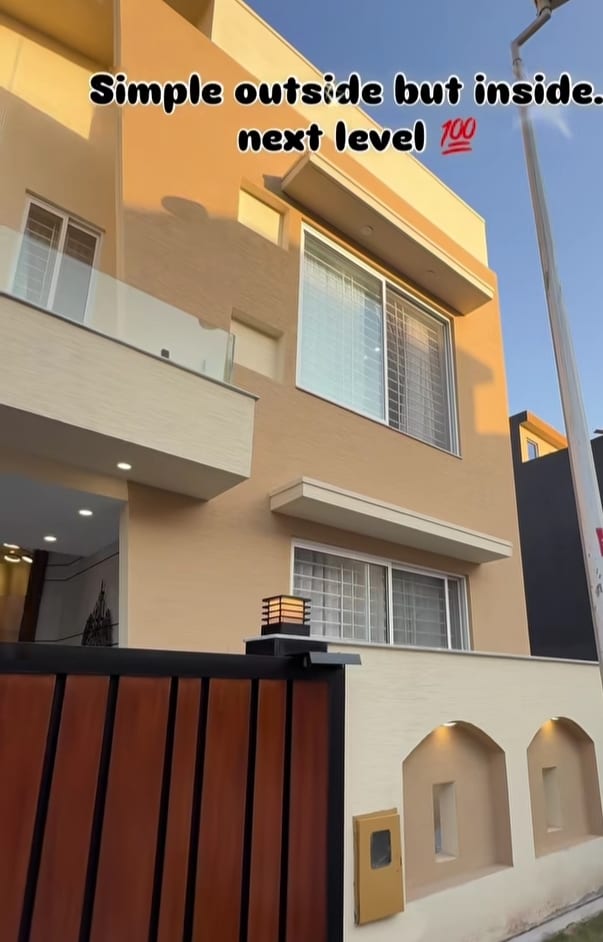 35Millon house sale in bahira town — 1 / 2