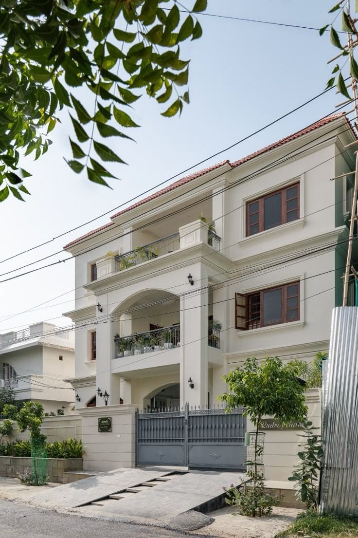 6.5 Marla Corner House Bank Loan Available for Sale In LDA Approved Area Sector C Bahria Town Lahore — 1 / 1