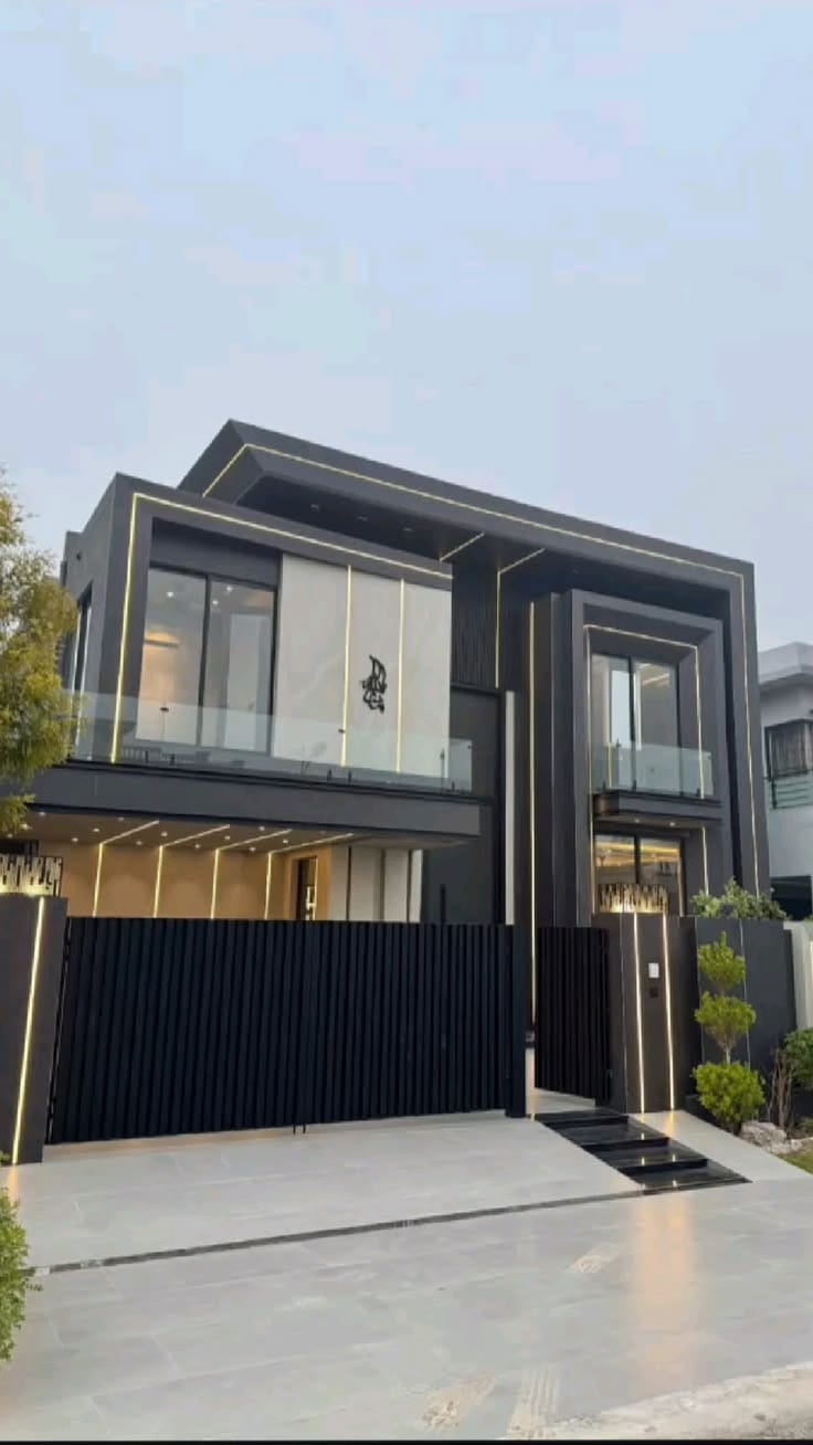 CANTT,7 KANAL HOUSE FOR SALE SHADMAN GULBERG GARDEN TOWN ZAMAN PARK — 1 / 1