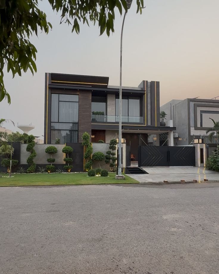 2 Bedroom Apartment For Sale in Zaraj Housing socity — 1 / 1