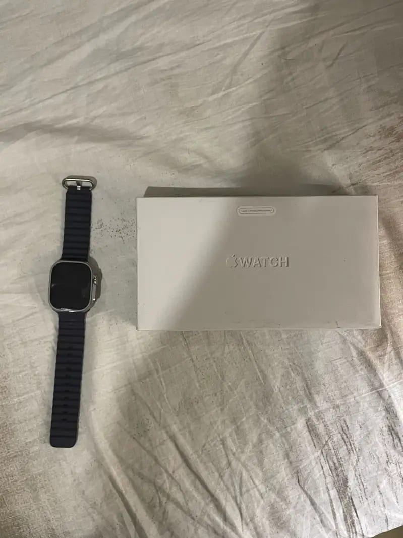 Apple Watch Ultra 2 49 mm — 1 / 1