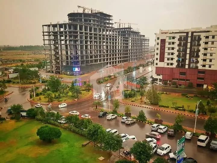 Gulberg D Markaz 2 Kanal Main Road Commercial Plot — 1 / 1