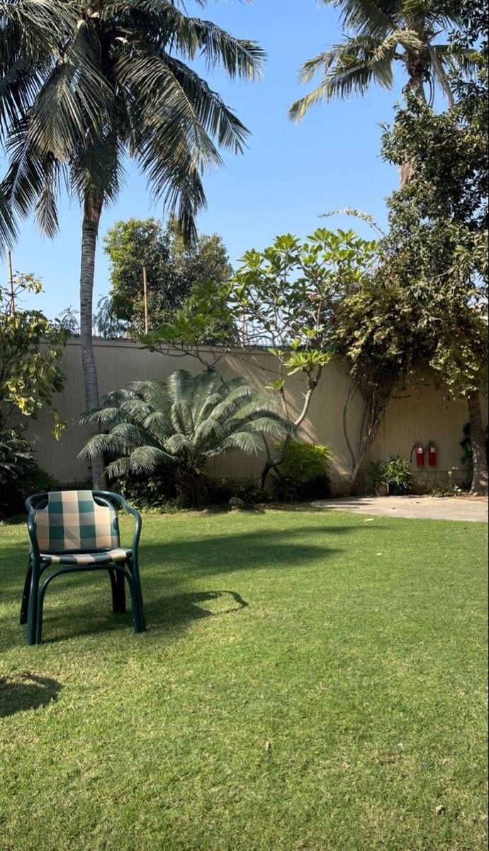 12 Kanal Farm House Available IVY Green Farm House Society — 1 / 1