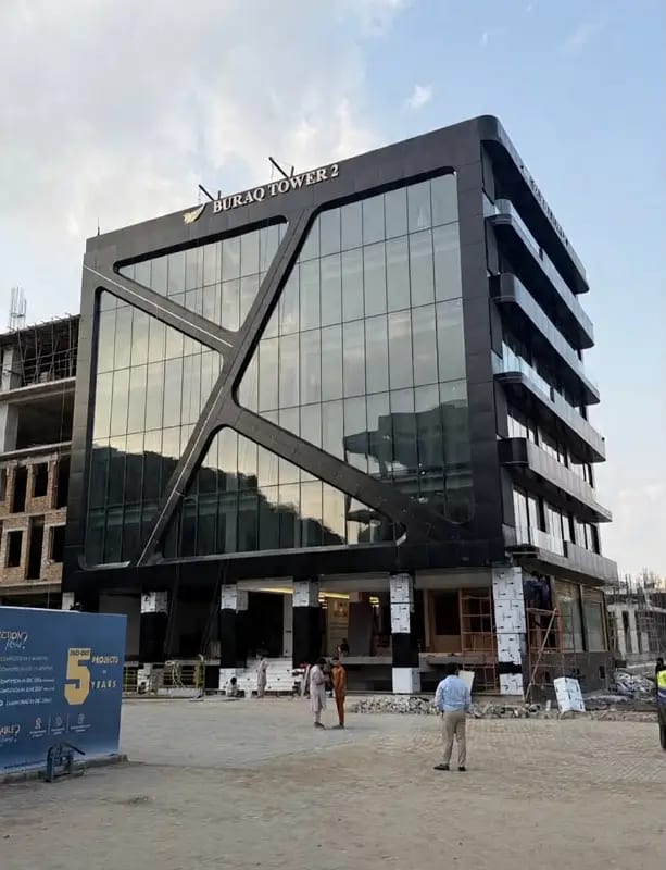 13.63 Crore High-Yield Commercial Outlet Investment Opportunity | DHA Phase 1, Islamabad — 1 / 1