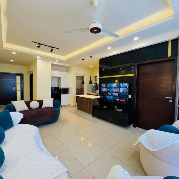 Penthouse Is Available For Sale — 1 / 1