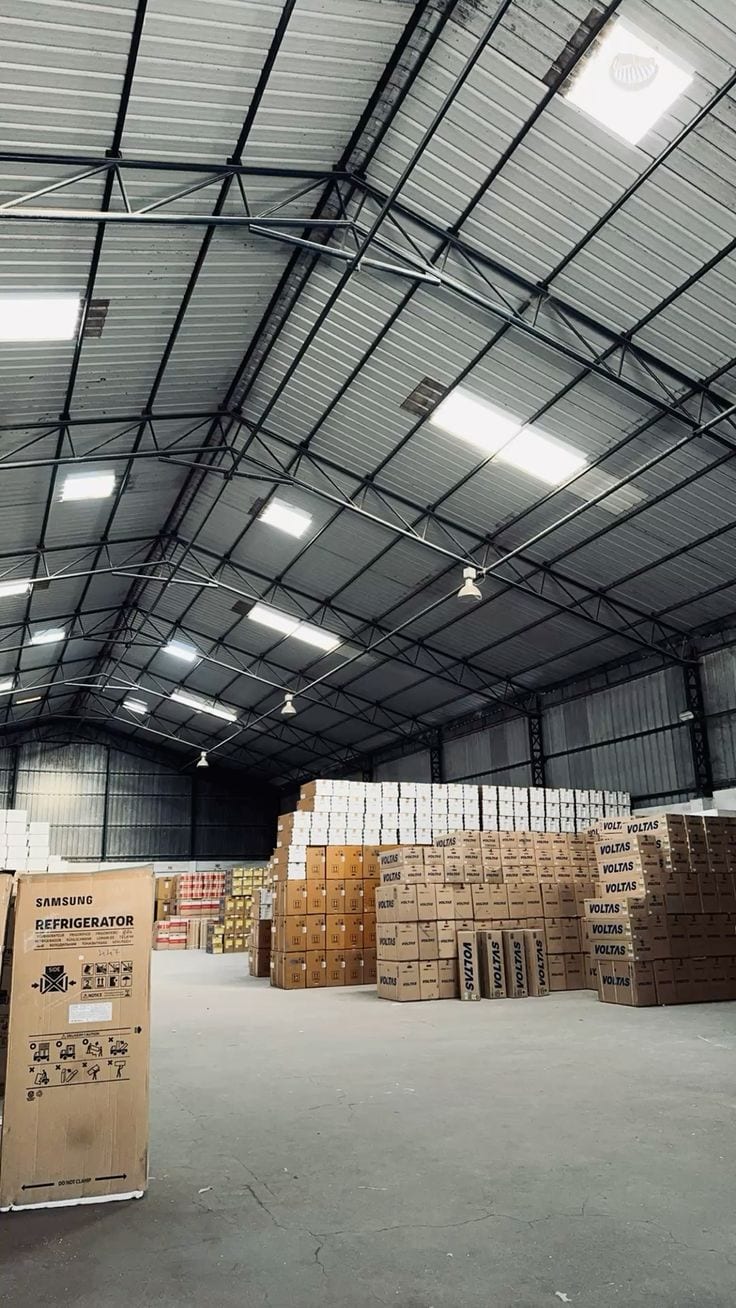 Mehran Town Sector 6F Warehouse For Sale Sized 400 Square Yards — 1 / 1