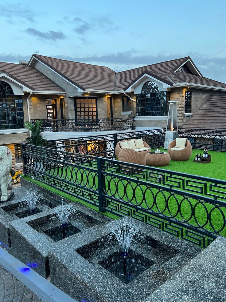 Split Level Penthouse For Sale In Pentasquare With Private Pool — 1 / 1