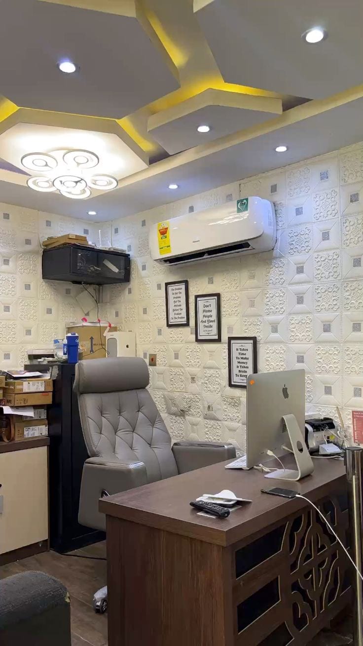 Ready to use office available for rent at Kohinoor city — 1 / 1