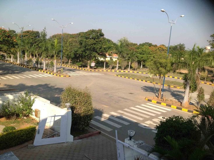 10 Marla Prime Residential Plot For Sale — 1 / 1