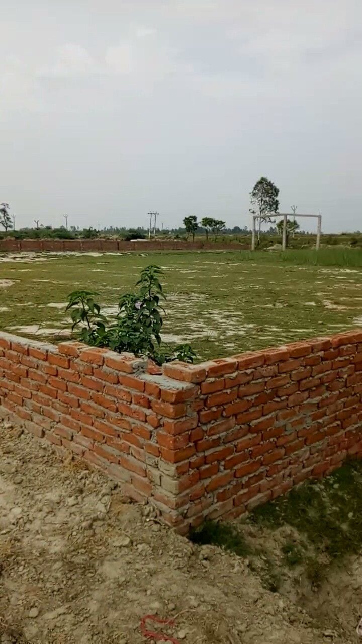 Prime Location Residential Plot Sized 10 Marla In Wapda Town Phase 1 - Block D — 1 / 1